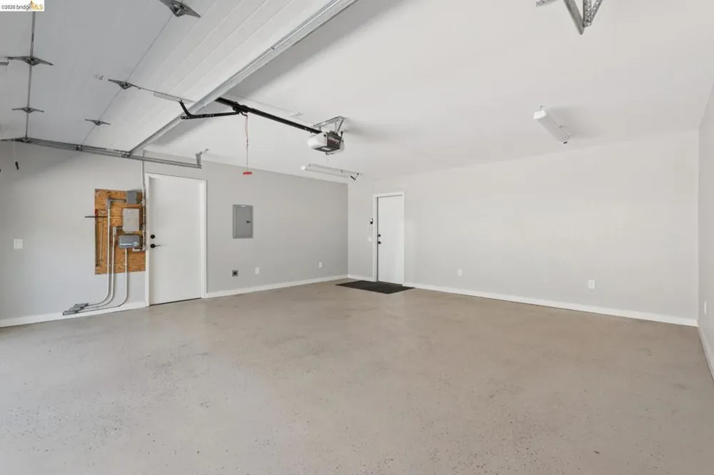 22 Littlewood Drive Piedmont, CA 94611