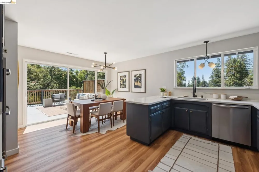 22 Littlewood Drive Piedmont, CA 94611