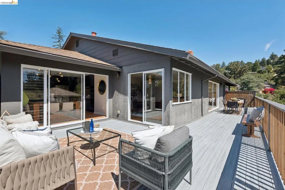 22 Littlewood Drive Piedmont, CA 94611