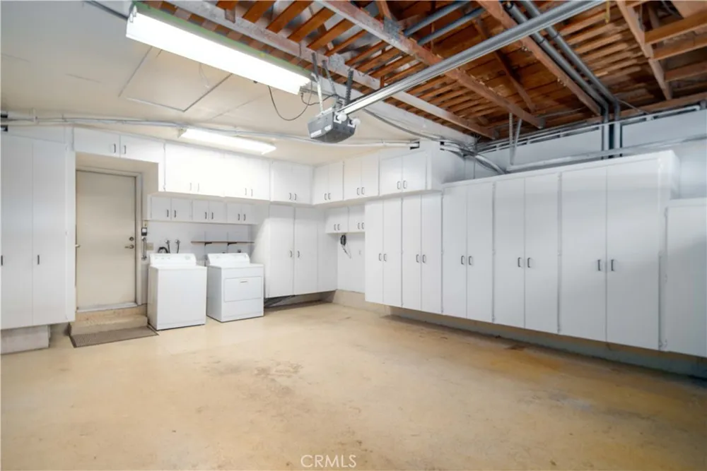 26562 Cardwick Court Newhall, CA 91321