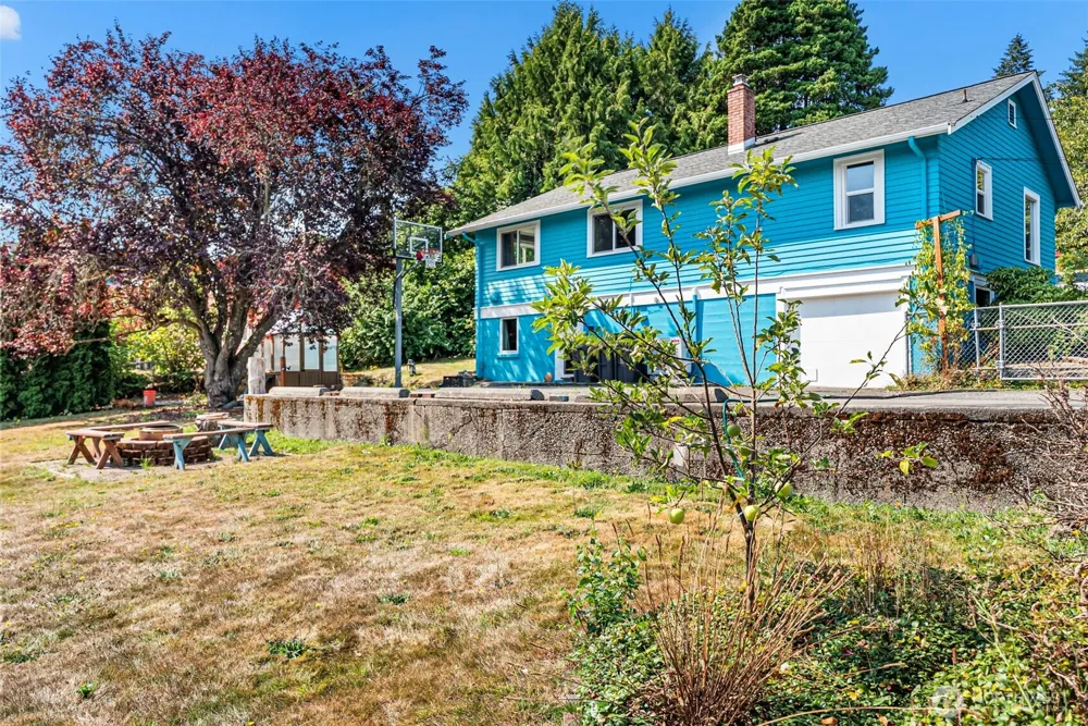 2130 Callow Avenue Bremerton, WA 98312