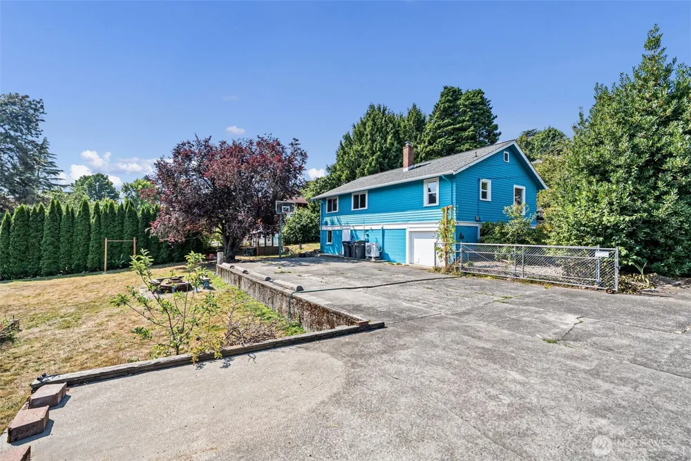 2130 Callow Avenue Bremerton, WA 98312