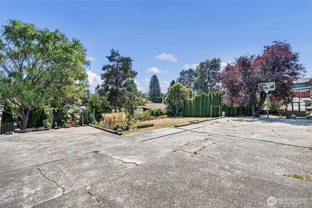 2130 Callow Avenue Bremerton, WA 98312