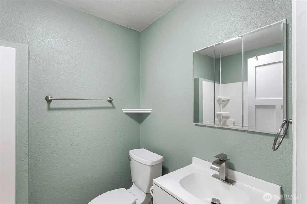 2130 Callow Avenue Bremerton, WA 98312