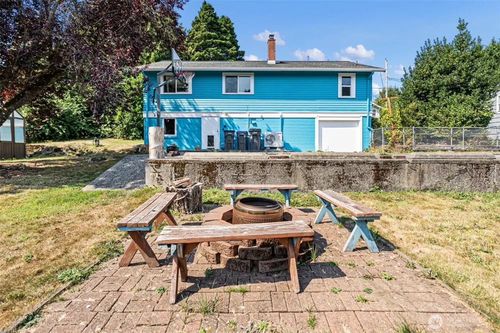 2130 Callow Avenue Bremerton, WA 98312