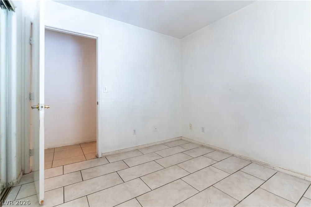 1420 JAMIELINN LANE #102 Las Vegas, NV 89110