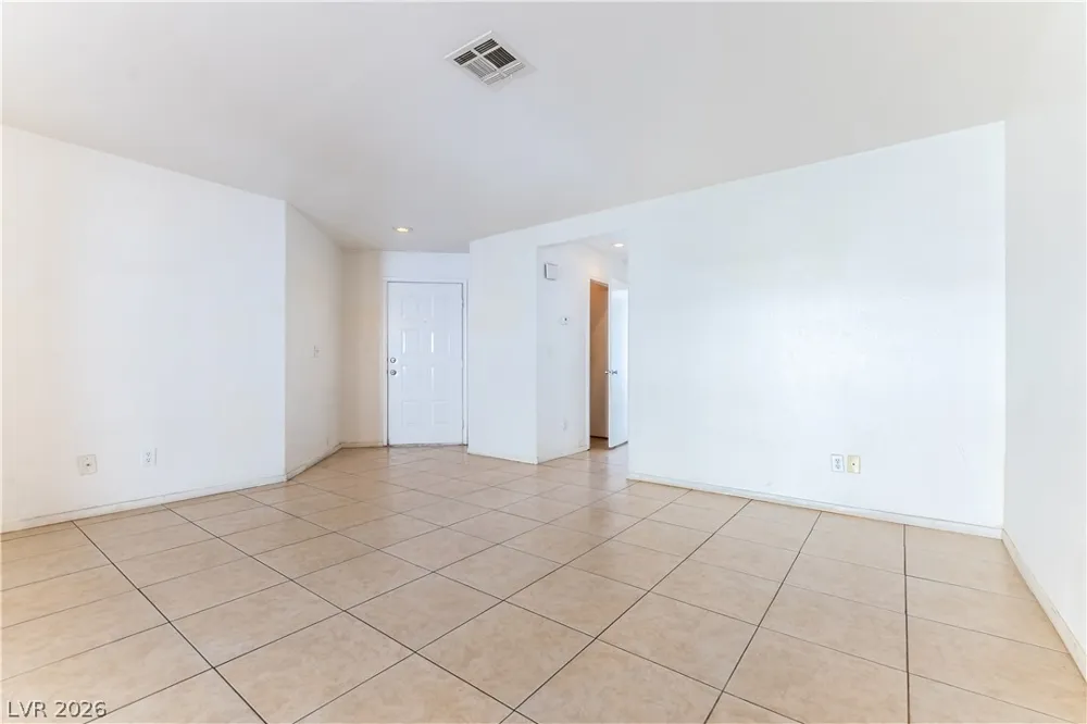 1420 JAMIELINN LANE #102 Las Vegas, NV 89110