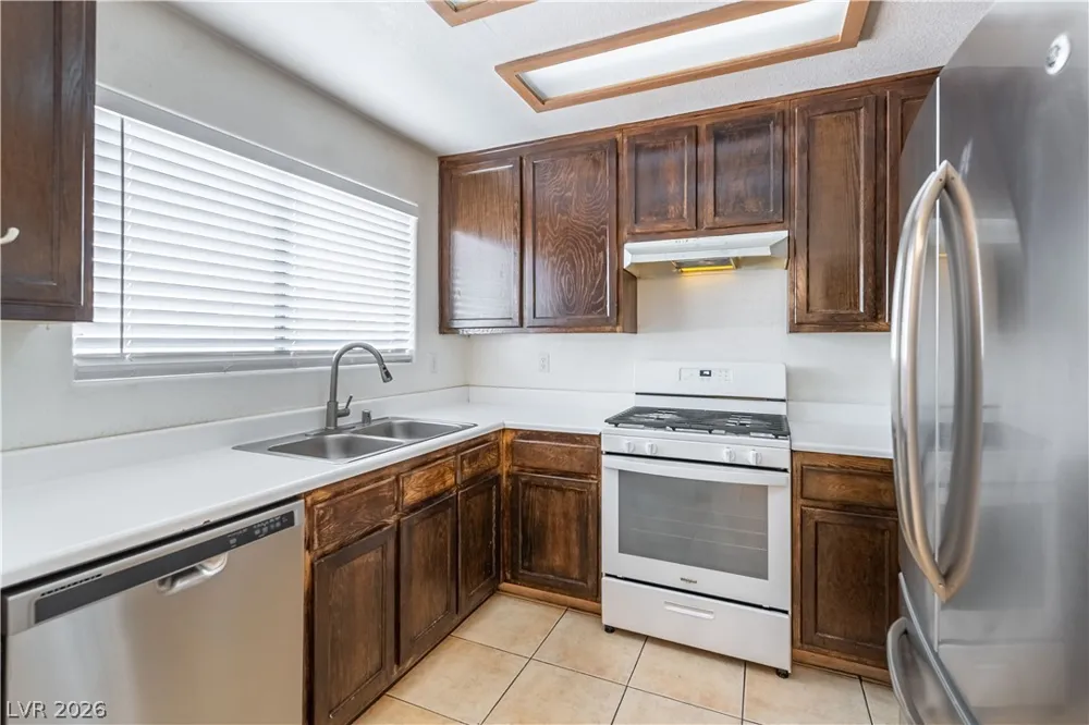 1420 JAMIELINN LANE #102 Las Vegas, NV 89110