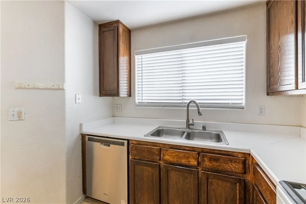 1420 JAMIELINN LANE #102 Las Vegas, NV 89110