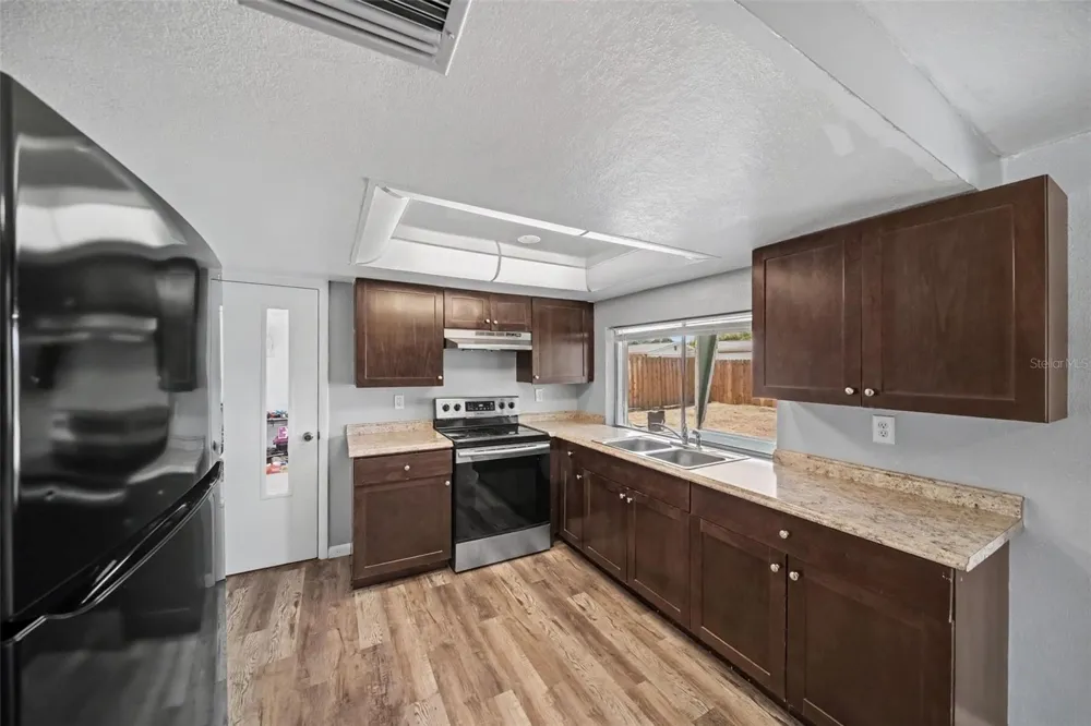 3421 ROCK ROYAL DRIVE Holiday, FL 34691