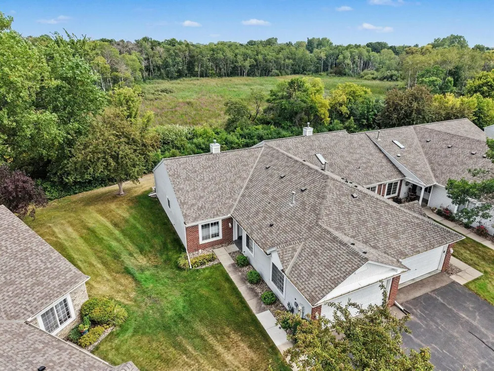 7586 Ojibway Park Bay Woodbury, MN 55125