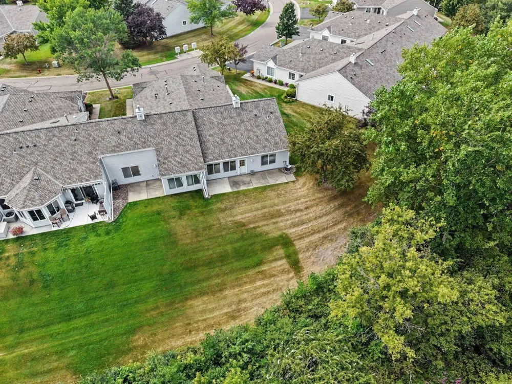 7586 Ojibway Park Bay Woodbury, MN 55125