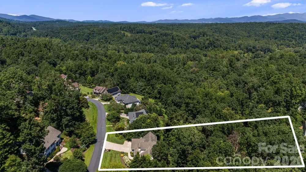 329 Scarlet Tanager Court Arden, NC 28704