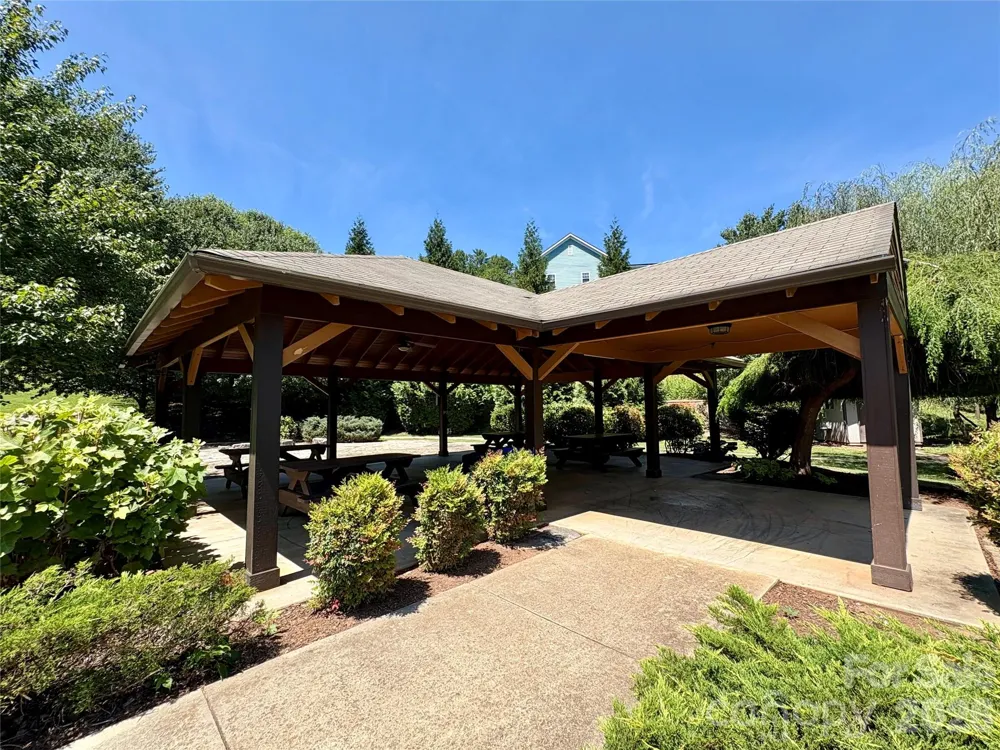 329 Scarlet Tanager Court Arden, NC 28704