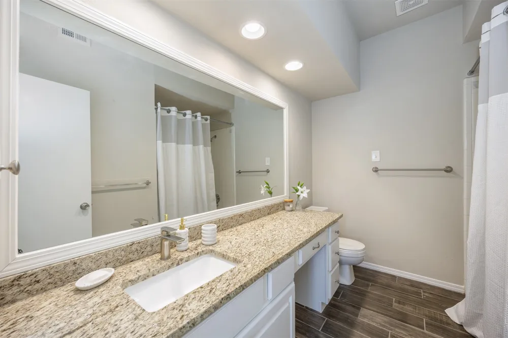 7151 Gaston Avenue #910 Dallas, TX 75214