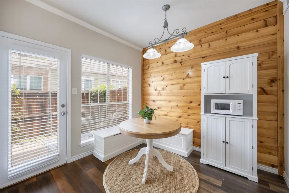 7151 Gaston Avenue #910 Dallas, TX 75214