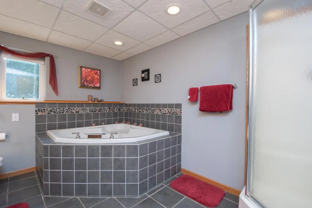 1519 Sunset Boulevard Hawley, MN 56549