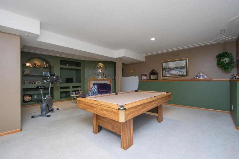 1519 Sunset Boulevard Hawley, MN 56549