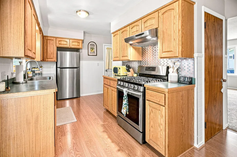 6749 Deadwood Coloma, MI 49038