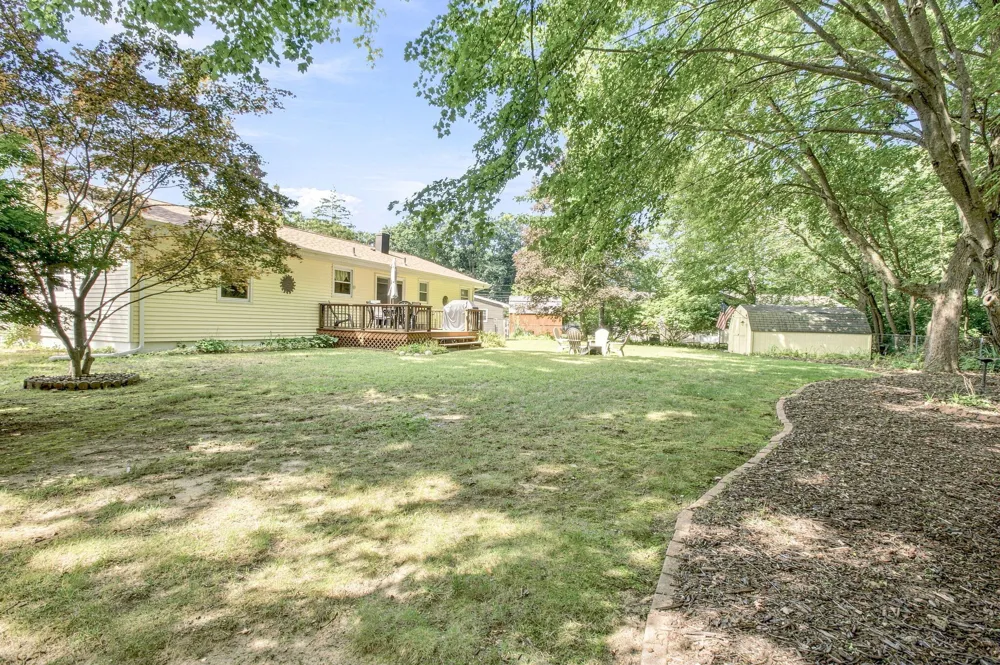 6749 Deadwood Coloma, MI 49038