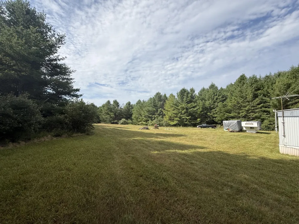 5544 Rose City Circle Hale, MI 48739