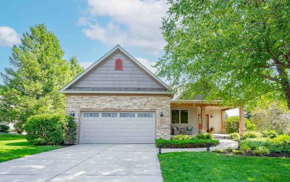 6400 Arrowhead Way Acme Township, MI 49690
