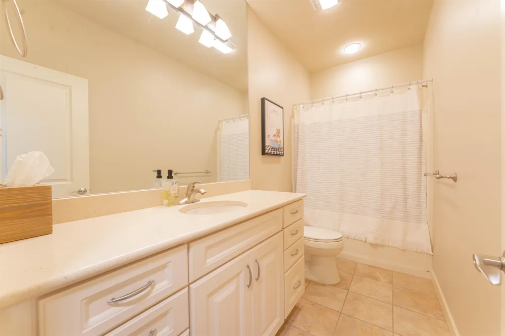 6400 Arrowhead Way Acme Township, MI 49690