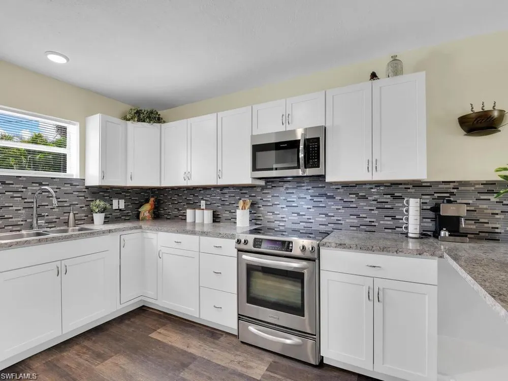 16945 Windcrest Drive Fort Myers, FL 33908