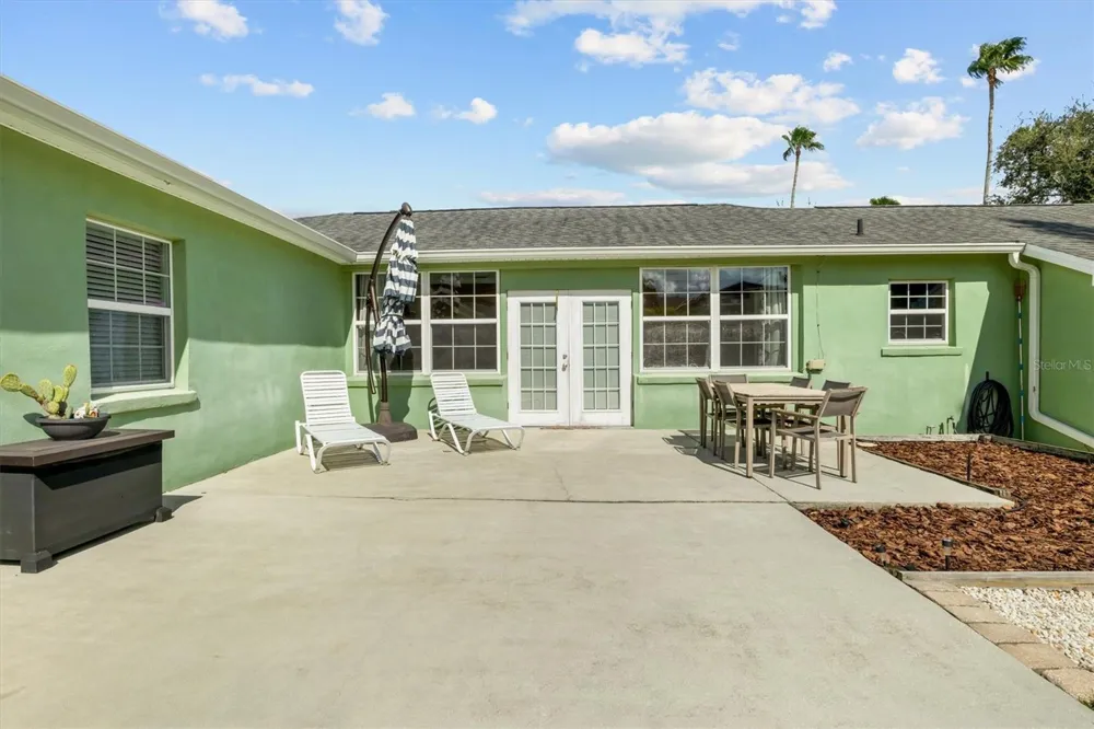 2603 CLEVELAND HEIGHTS BOULEVARD Lakeland, FL 33803