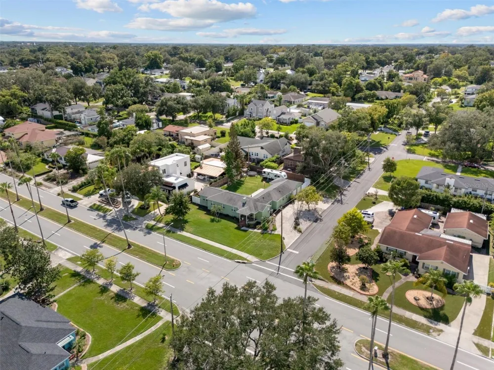2603 CLEVELAND HEIGHTS BOULEVARD Lakeland, FL 33803