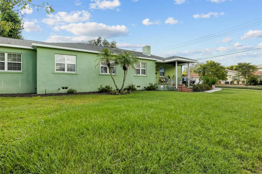 2603 CLEVELAND HEIGHTS BOULEVARD Lakeland, FL 33803