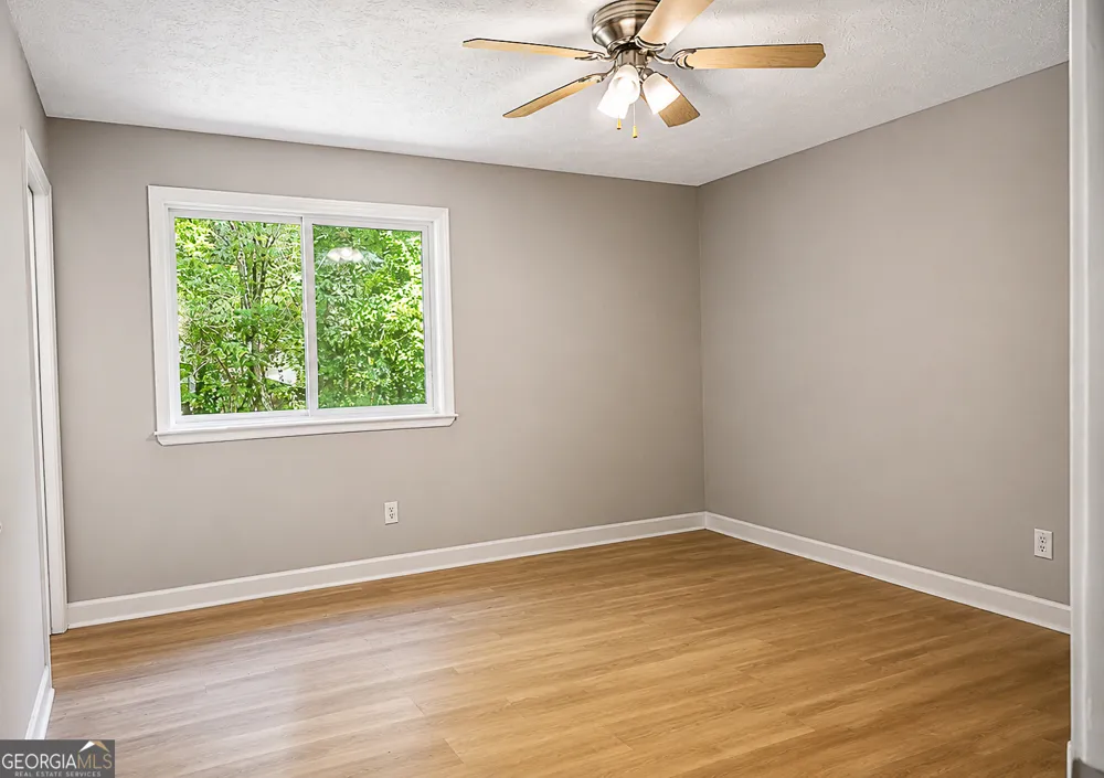 1818 Petite LN Lithonia, GA 30058