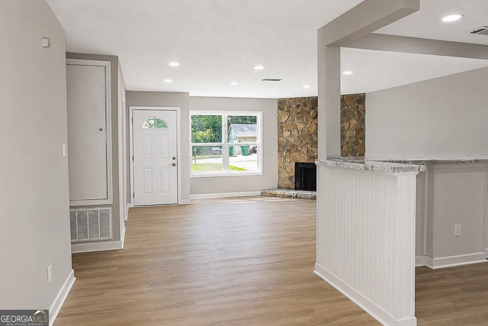 1818 Petite LN Lithonia, GA 30058