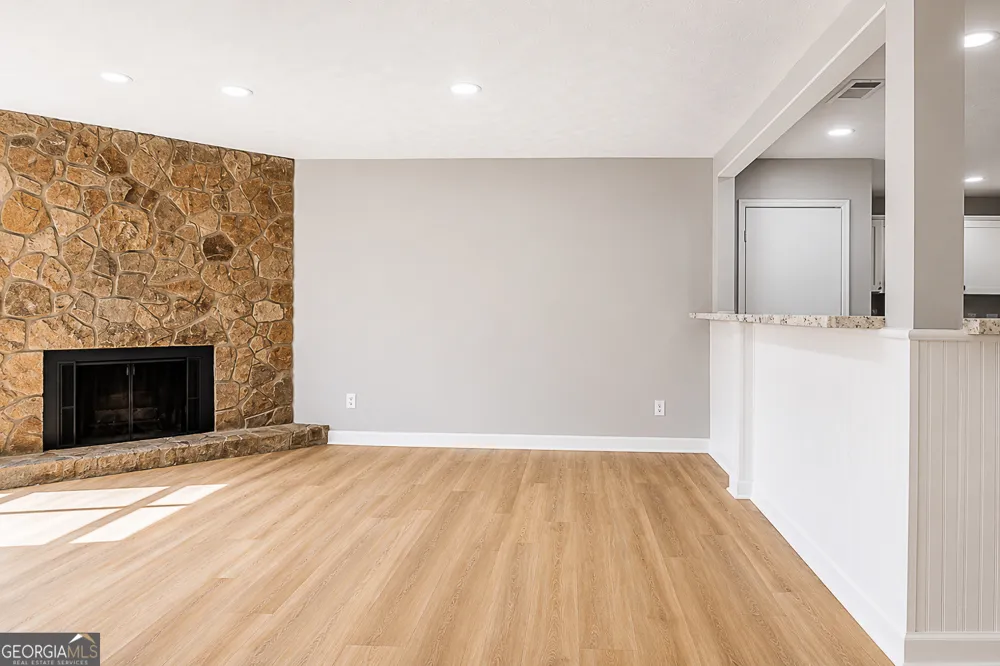 1818 Petite LN Lithonia, GA 30058