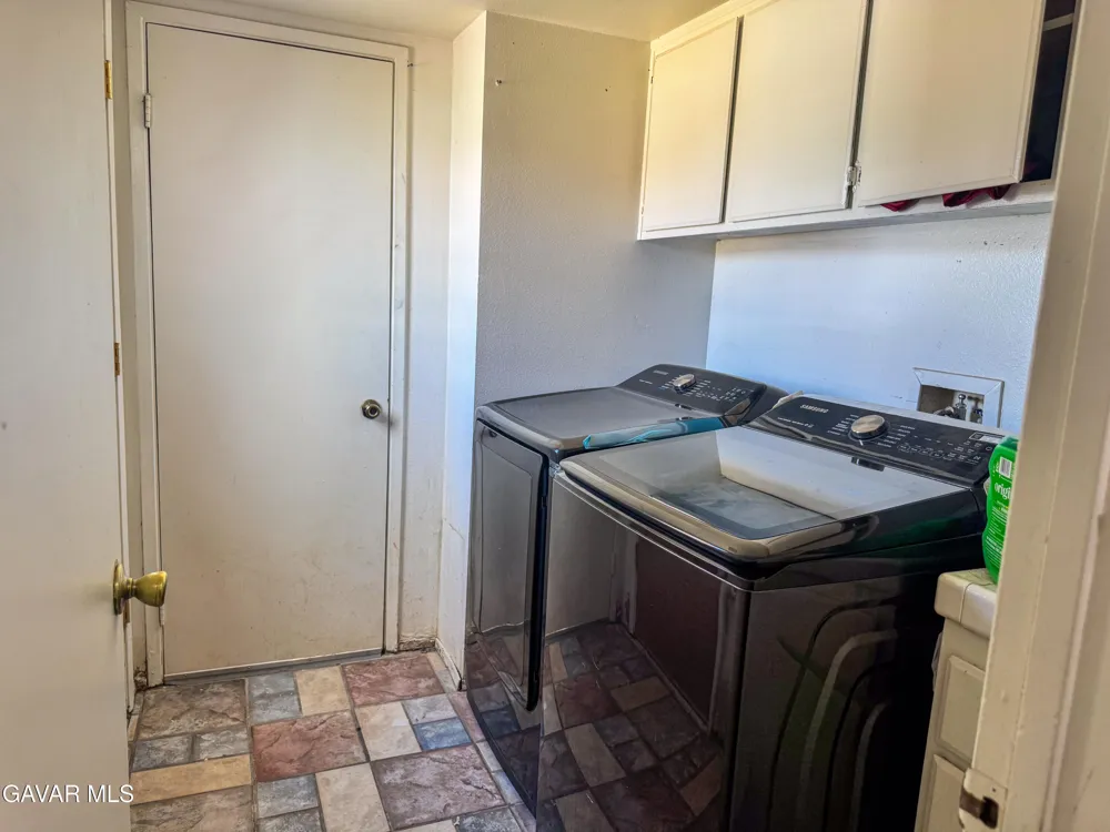 37050 Casa Grande Avenue Palmdale, CA 93550