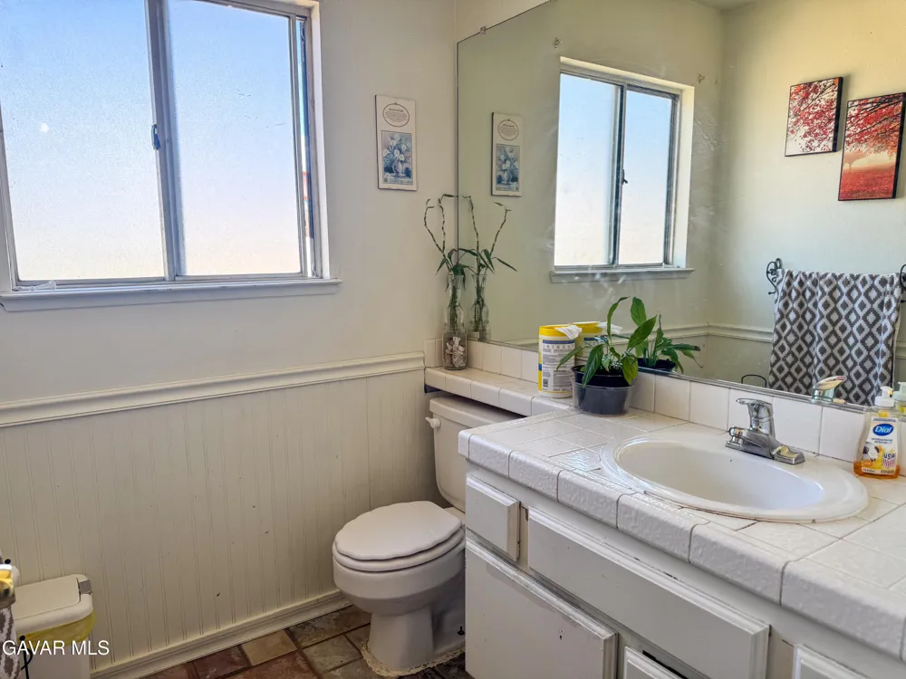 37050 Casa Grande Avenue Palmdale, CA 93550