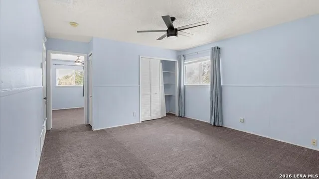 8338 DELPHIAN DR Universal City, TX 78148