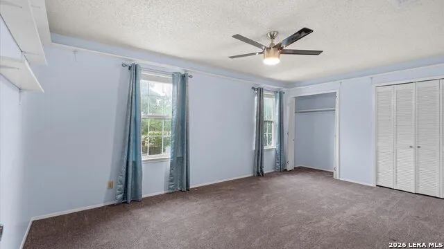 8338 DELPHIAN DR Universal City, TX 78148
