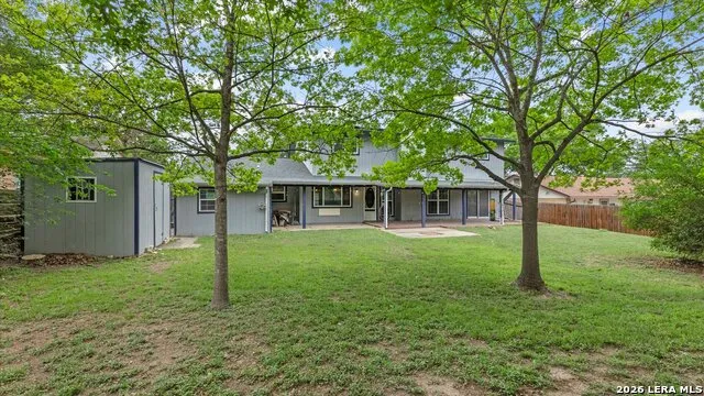 8338 DELPHIAN DR Universal City, TX 78148