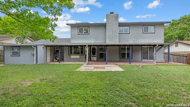 8338 DELPHIAN DR Universal City, TX 78148