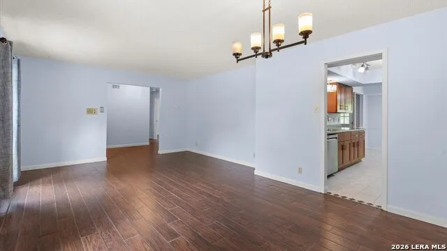 8338 DELPHIAN DR Universal City, TX 78148
