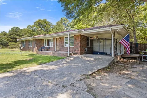 8274 Highway 166