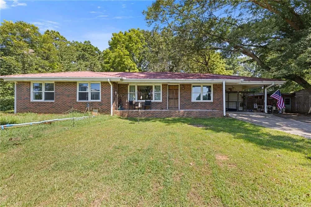8274 Highway 166 Douglasville, GA 30135