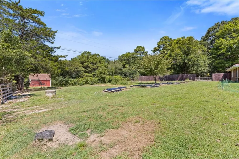8274 Highway 166 Douglasville, GA 30135