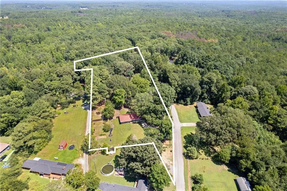 8274 Highway 166 Douglasville, GA 30135