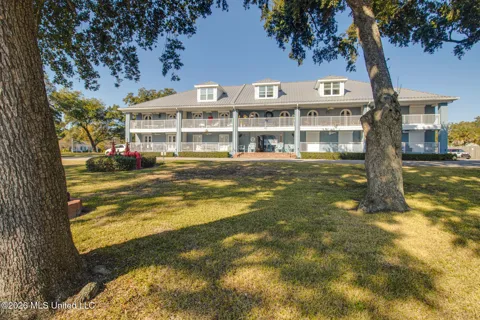 1282 Beach Boulevard