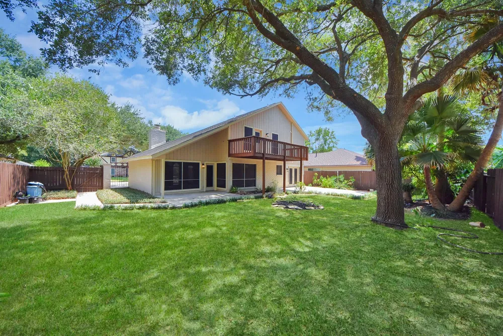 515 Lorie Lane Seabrook, TX 77586
