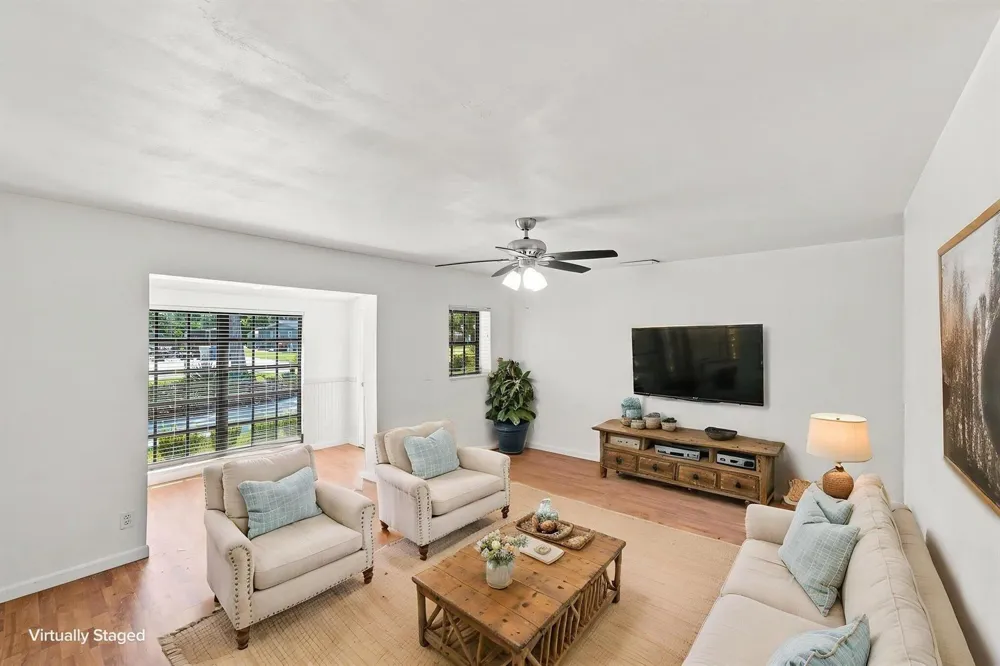 875 28TH AVENUE Vero Beach, FL 32960