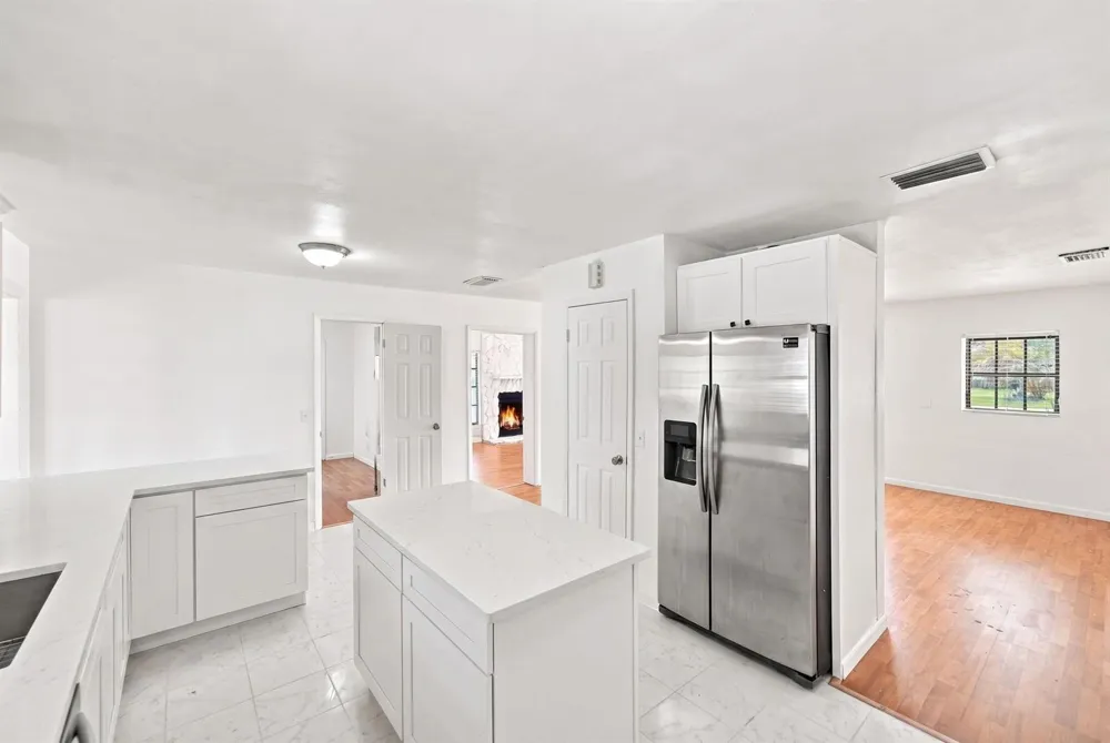 875 28TH AVENUE Vero Beach, FL 32960