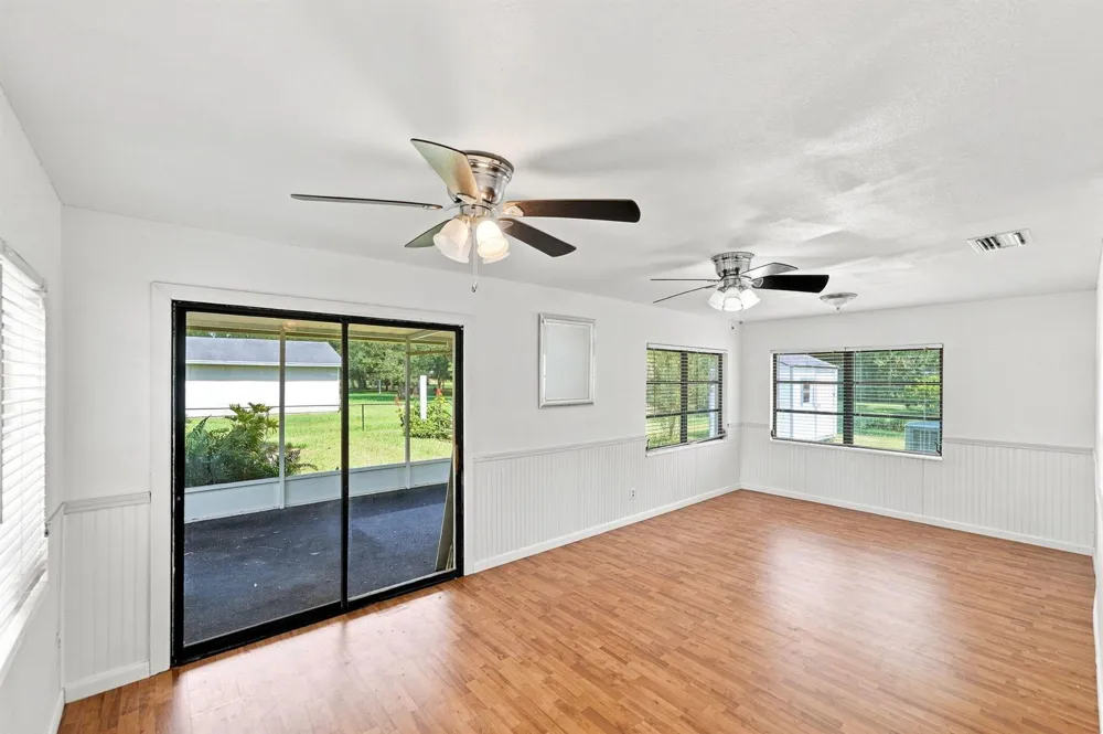 875 28TH AVENUE Vero Beach, FL 32960
